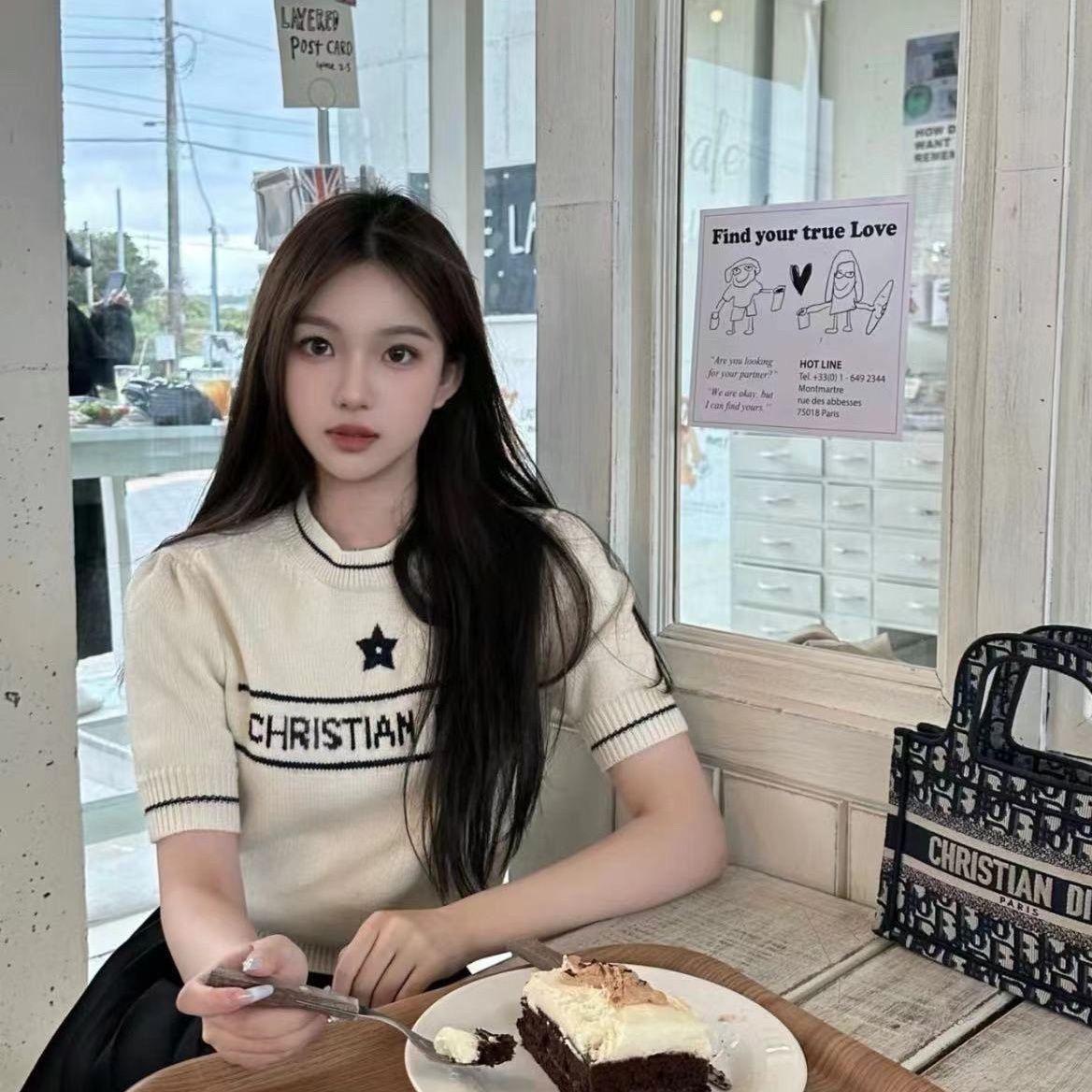 浅夏新品重工刺绣复古仙女气质甜美连衣裙遮肉短袖裙子