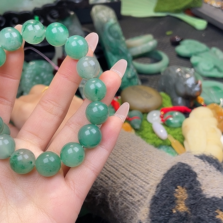 石英质玉未镶嵌吊坠