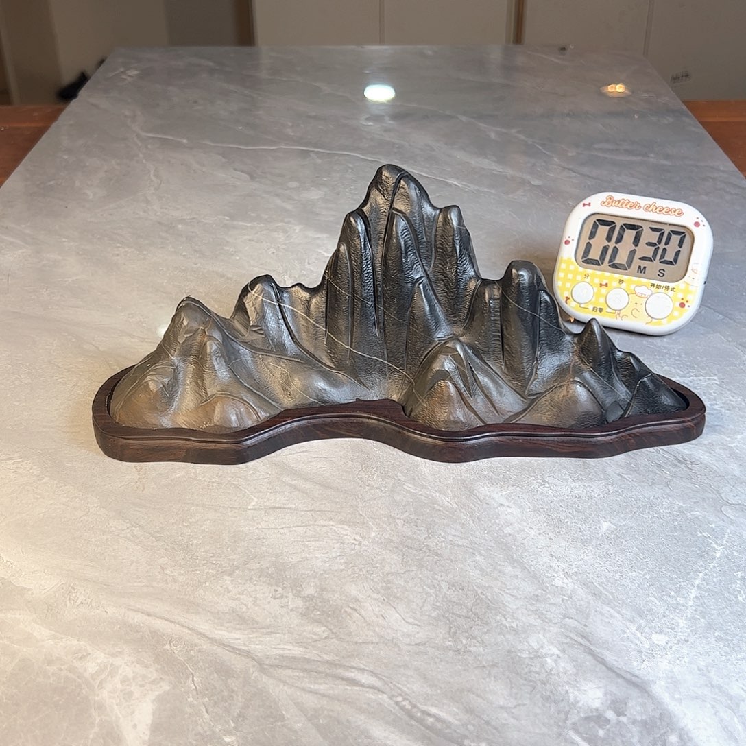 猪***儿灵璧奇石博览会摆件