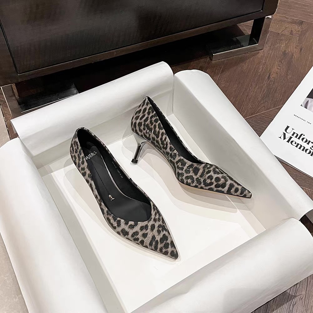 豹纹性感御姐风绝美高跟鞋女细跟气质名媛中跟单鞋气质26U625