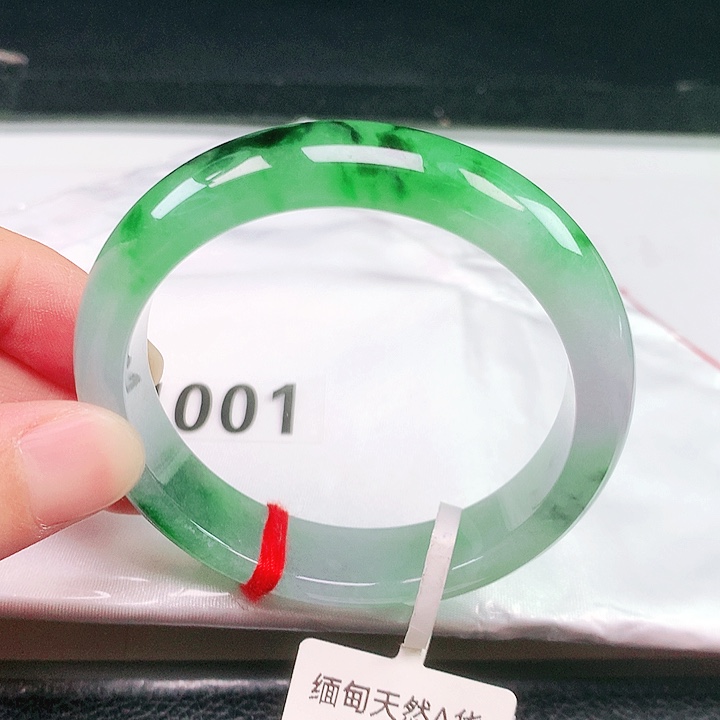 翡翠未镶嵌手镯1001