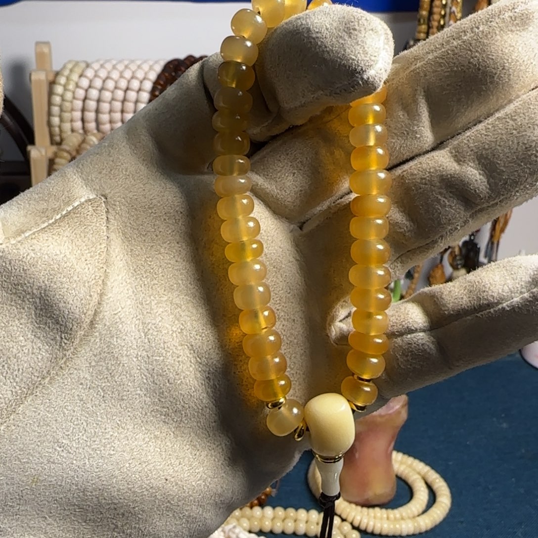 桃核吊坠0.9羊角手持