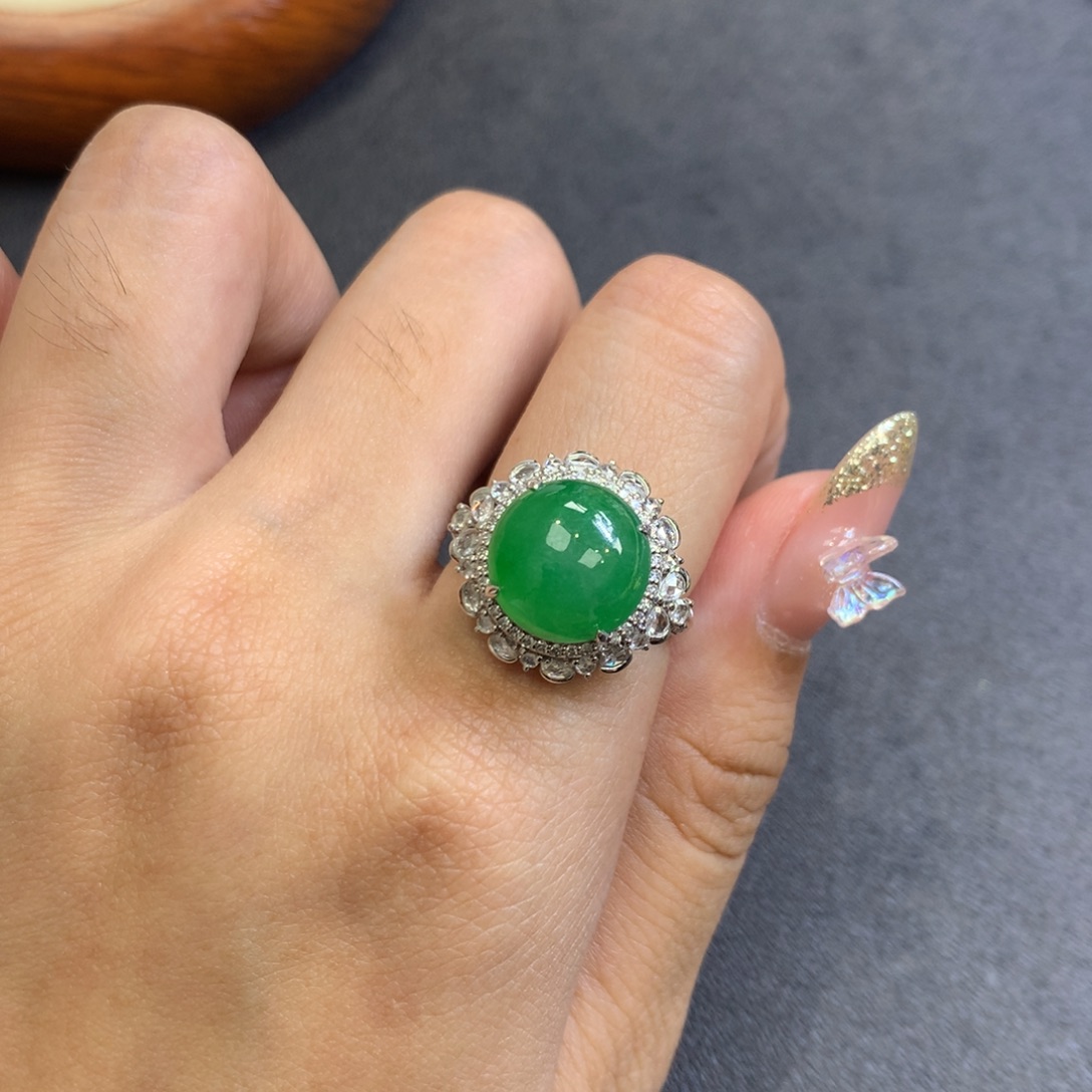 冰***冰翡翠18K金镶嵌颈饰