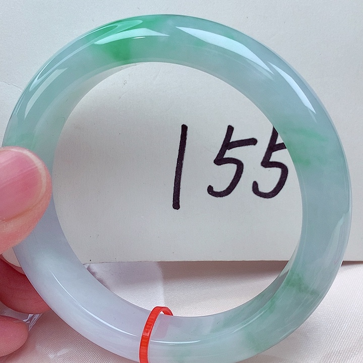 翡翠未镶嵌手镯翡翠