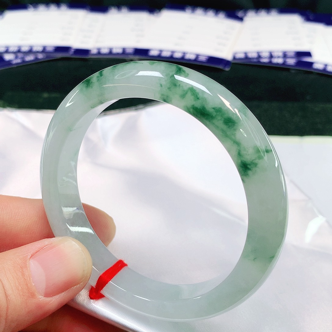 翡翠未镶嵌手镯翡翠手镯未镶嵌