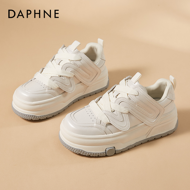 Daphne/达芙妮2025秋冬新款休闲鞋时尚百搭擦色轻奢厚底增高女鞋
