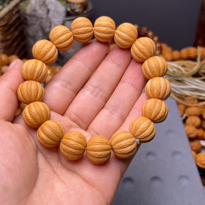 猴头核桃吊坠1.5金丝12棱