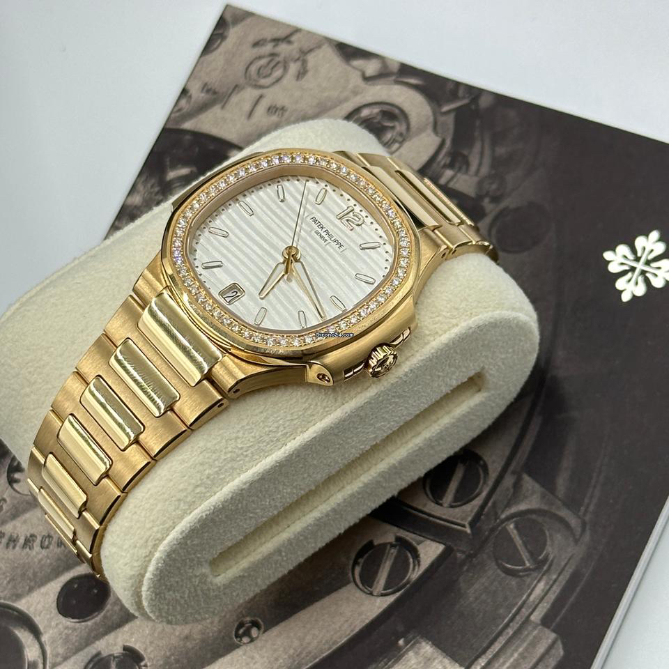 全新未使用 Patek Philippe/百达翡丽 7118r白钻.  25年2月