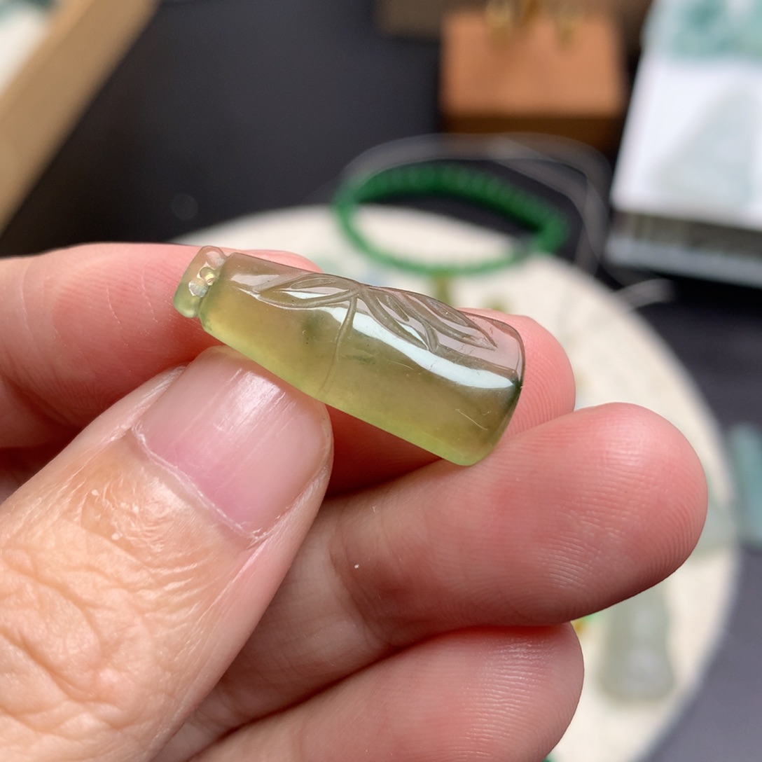 未镶嵌定制翡翠竹节