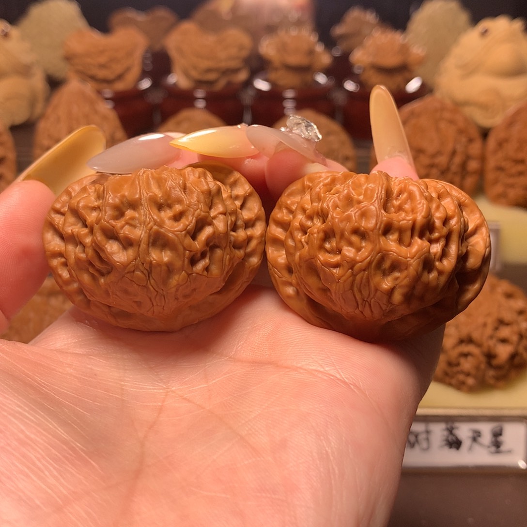 文玩核桃吊坠矮壮桃心宫灯42全品精品