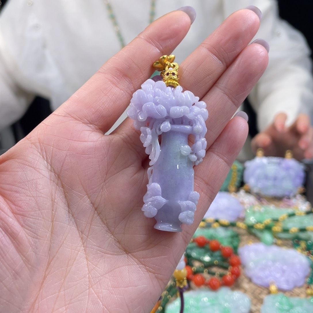 翡翠颈饰未镶嵌代编织