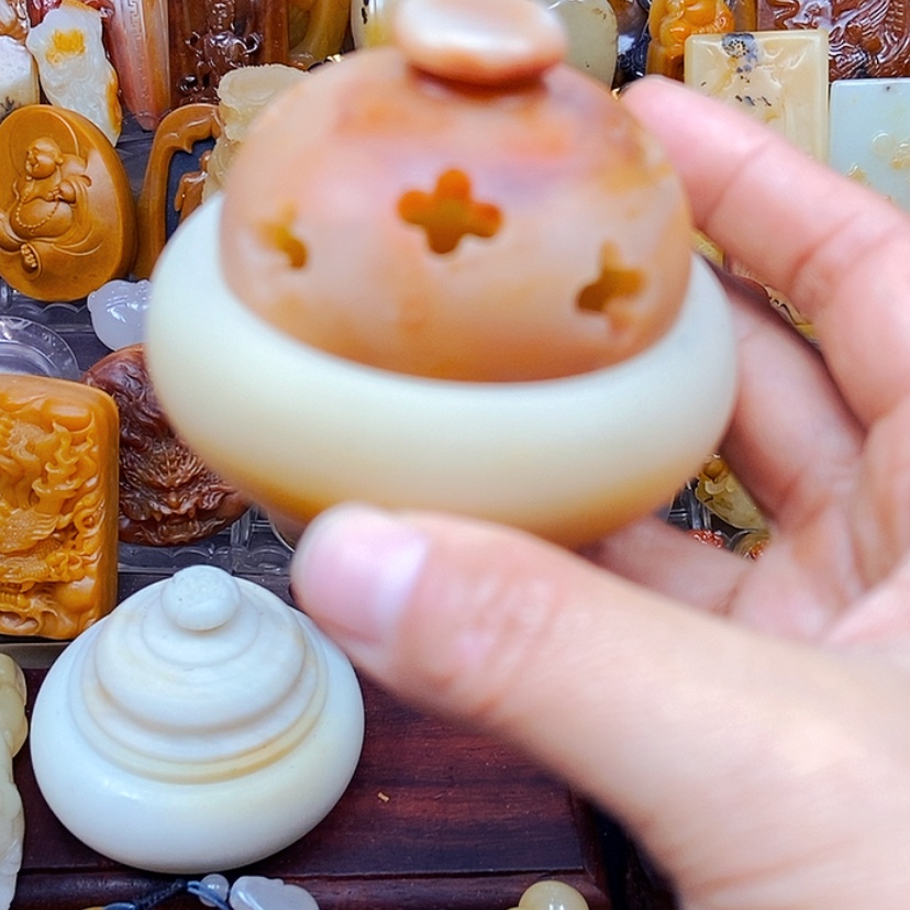 【闪购商品】石英质玉颈饰未镶嵌