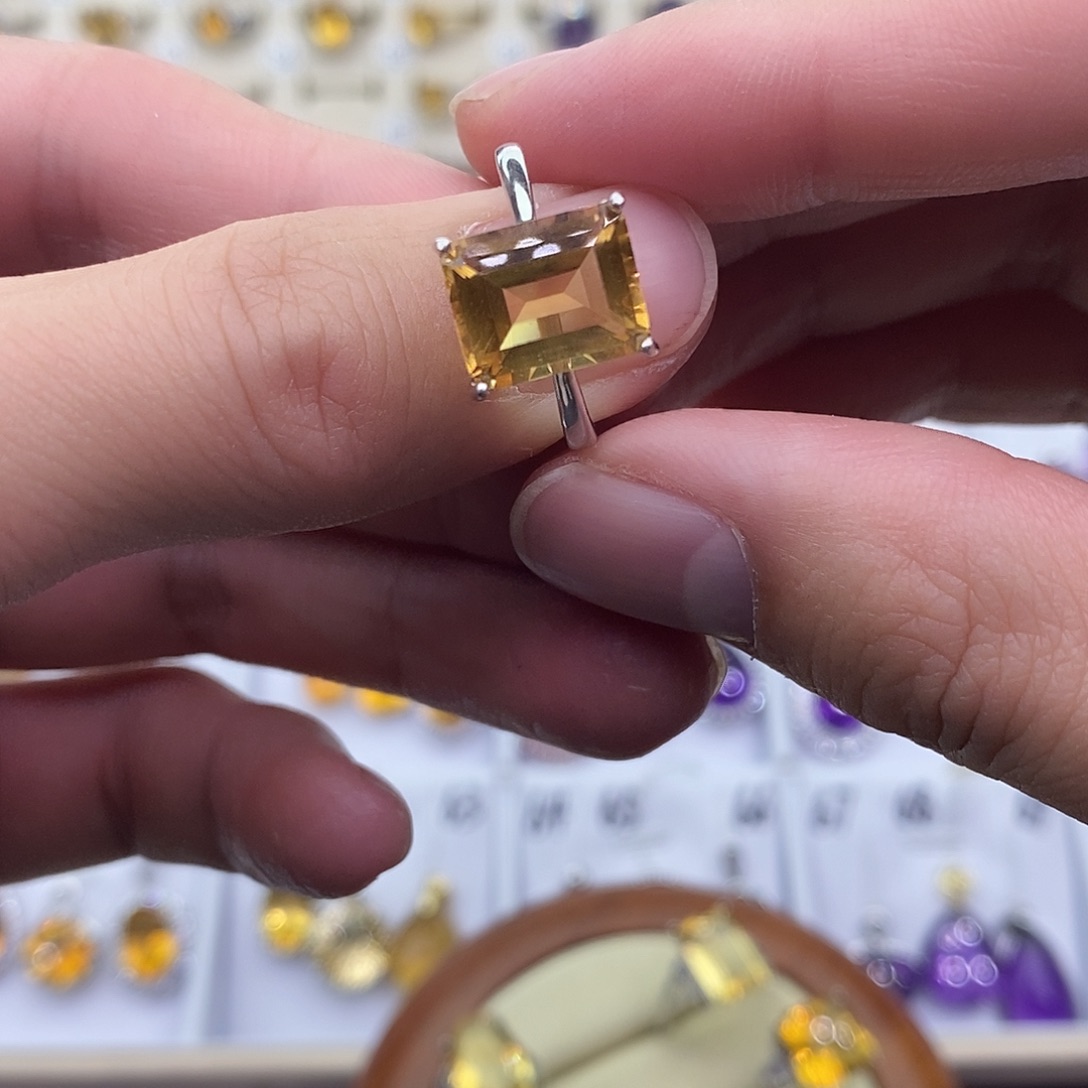 黄晶纯天然无优化黄水晶Q银S925镶嵌9**?