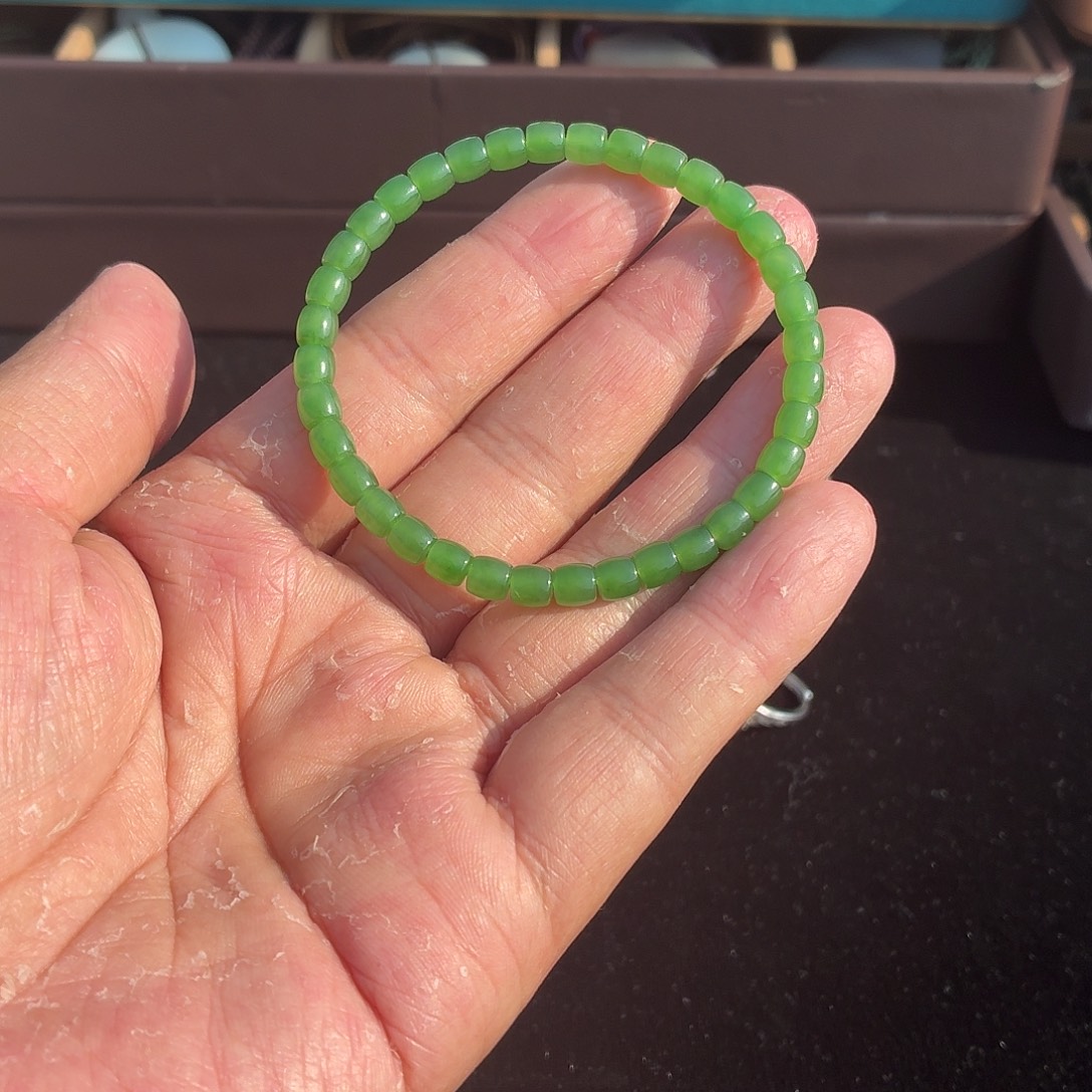 藿***～和田玉未镶嵌手链