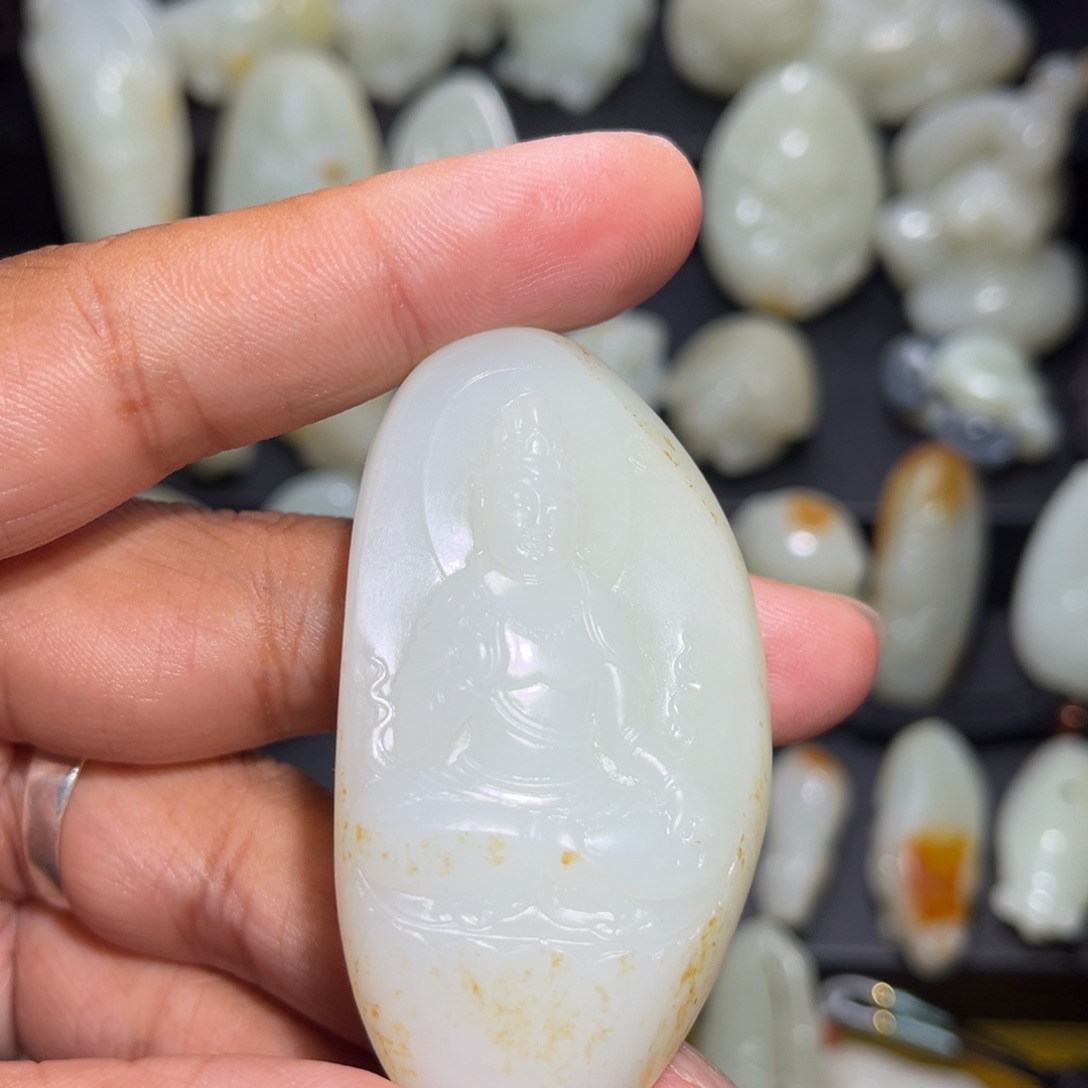 和田玉颈饰未镶嵌天*