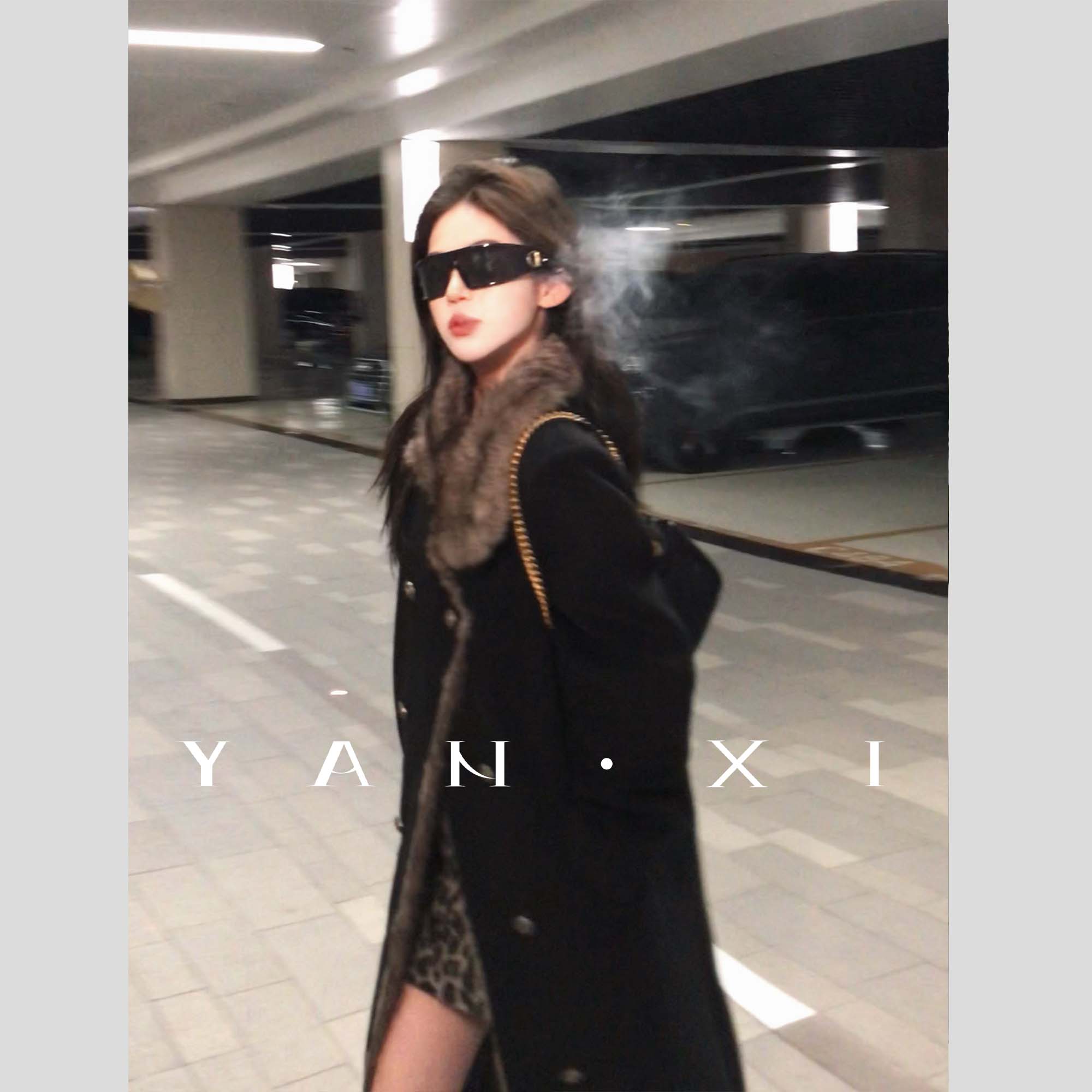 【言希】【时髦担当】高级感毛毛拼接加厚冬季长款羽绒大衣YXD5DY1102