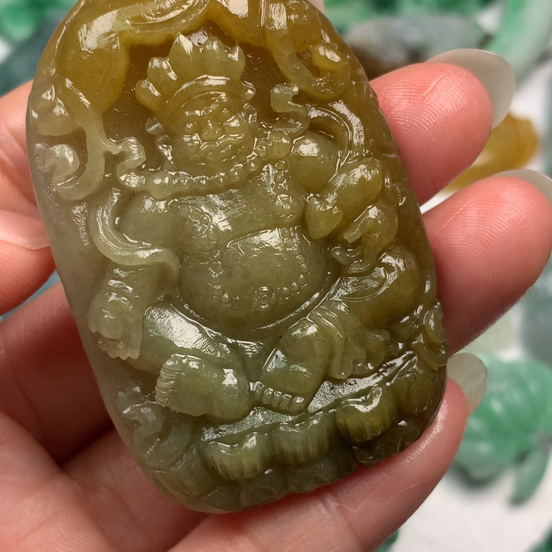 都***堰定制翡翠未镶嵌翡翠