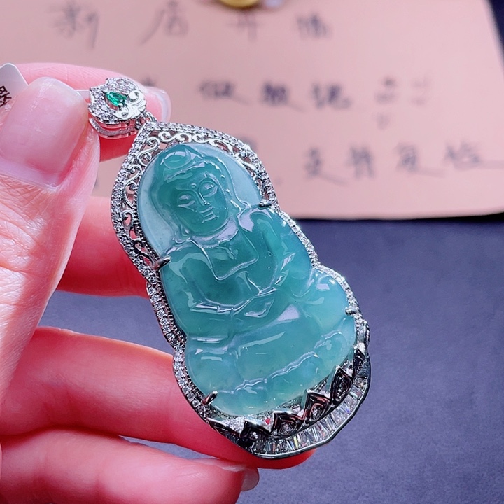 翡翠吊坠(不含链)未镶嵌