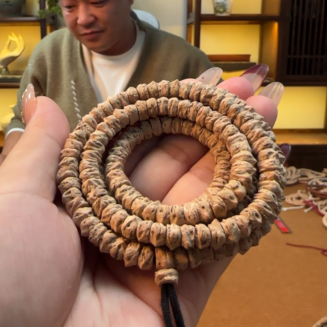 柏香籽/百香籽手串大肠7左右