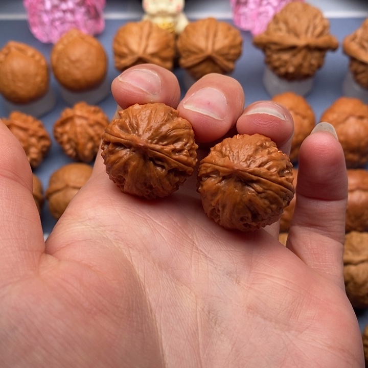 文玩核桃吊坠小苹果