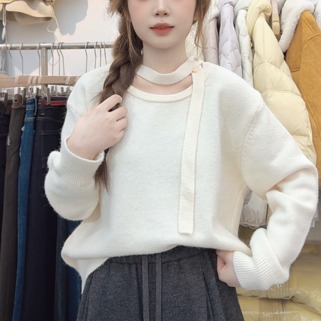 秋冬新款【两姊妹】法式慵懒风挂脖飘带设计感宽松显瘦针织毛衣