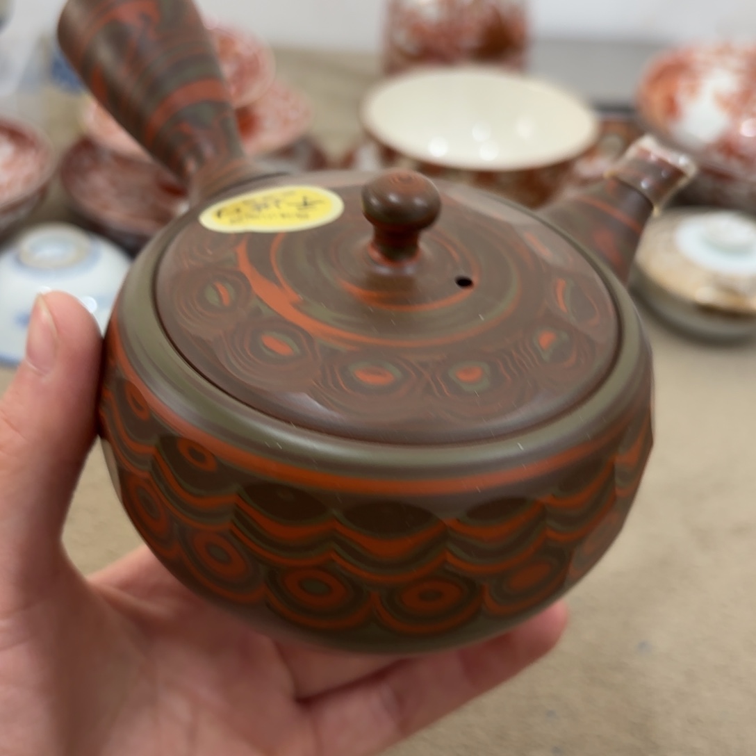 瓷片非常好看漂亮的物品 