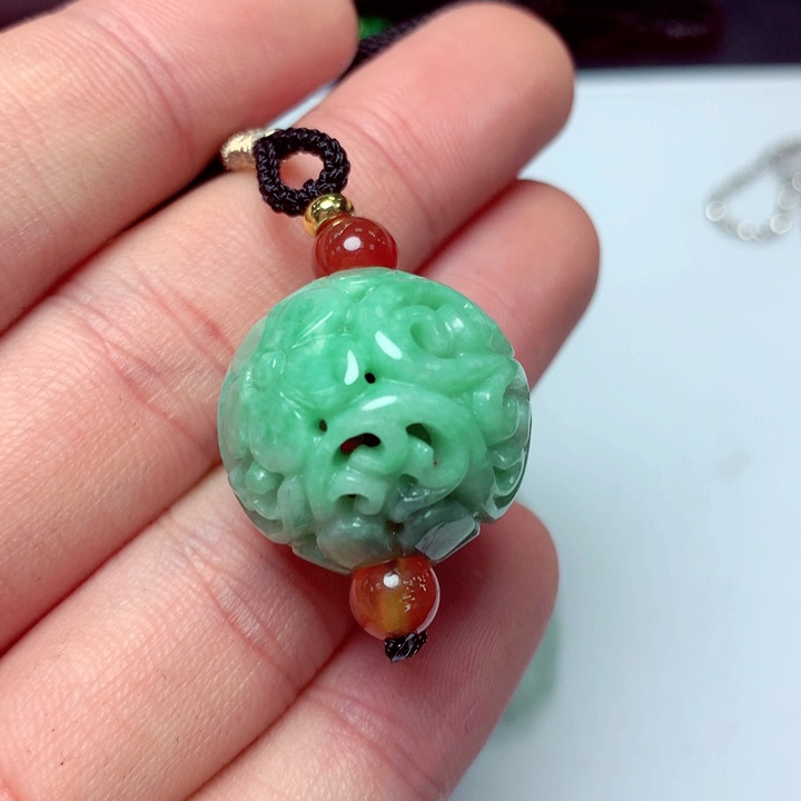 翡翠吊坠(不含链)未镶嵌