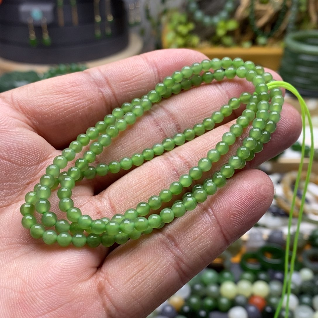 和田玉（碧玉）颈饰未镶嵌69