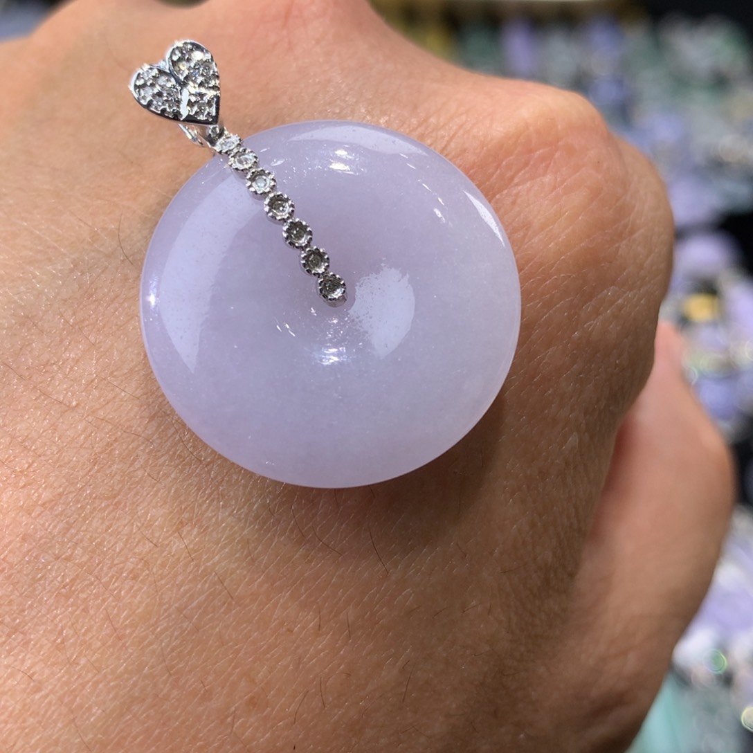 翡翠吊坠(不含链)18K金镶嵌