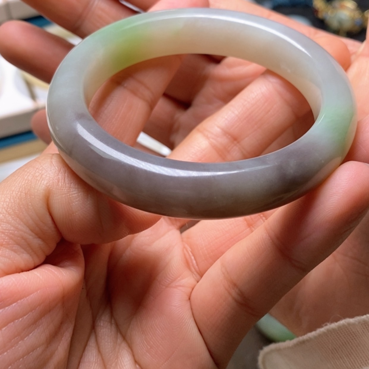 【闪购商品】和田玉（翠青玉）手镯未镶嵌