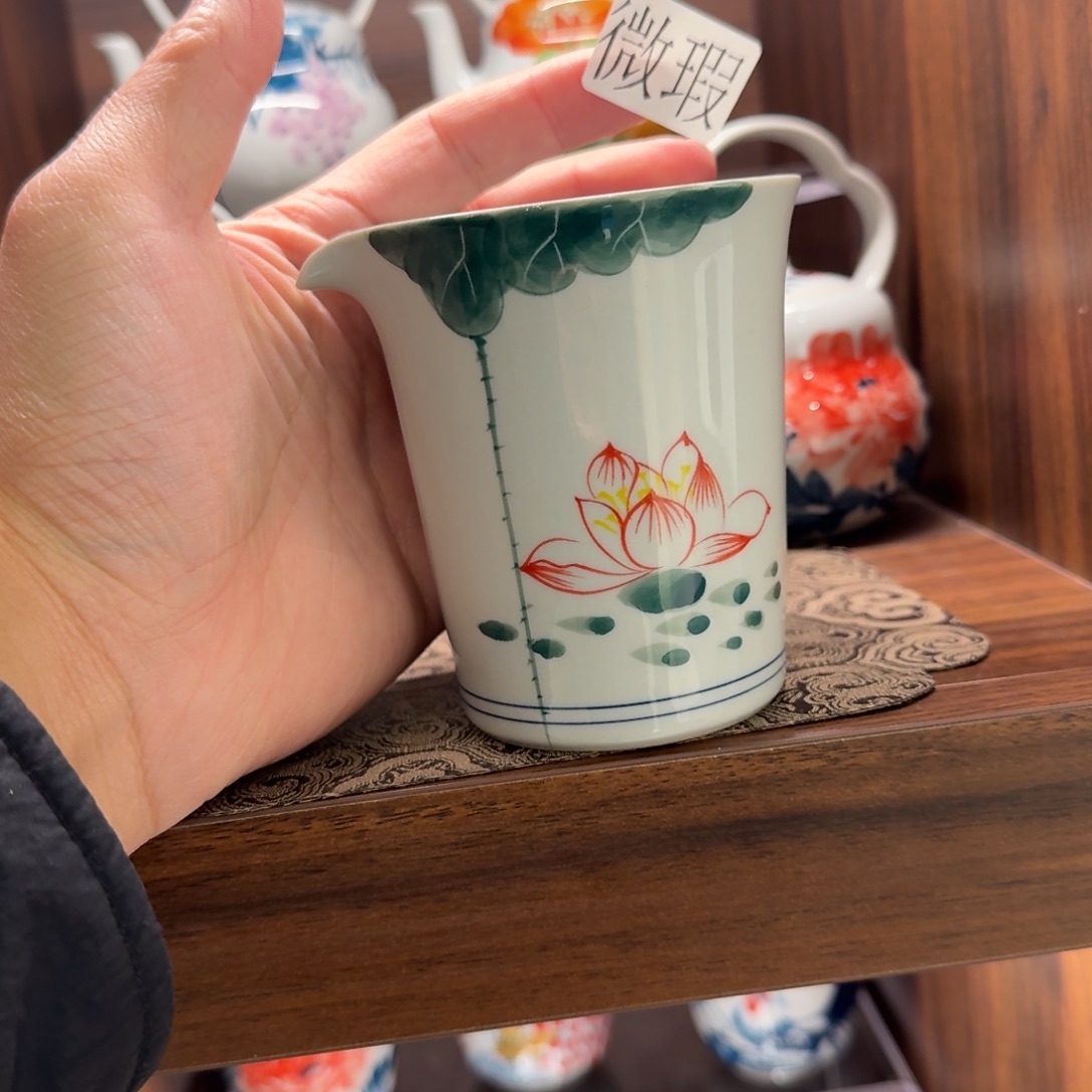 釉下手绘茶具微瑕