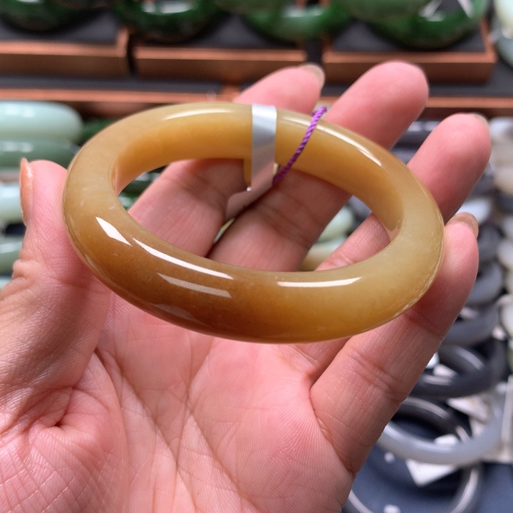 【闪购商品】未镶嵌手镯和田玉（糖玉）