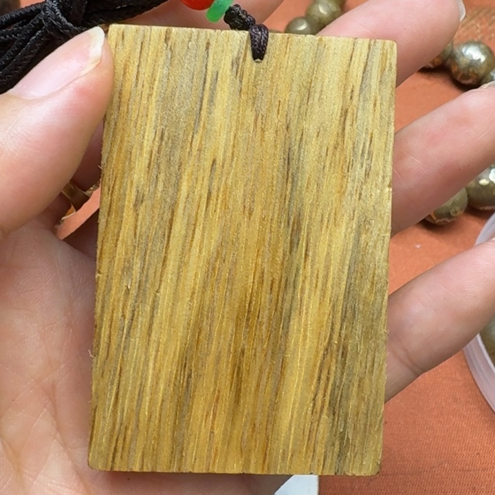 大叶紫檀（黑酸枝木类）