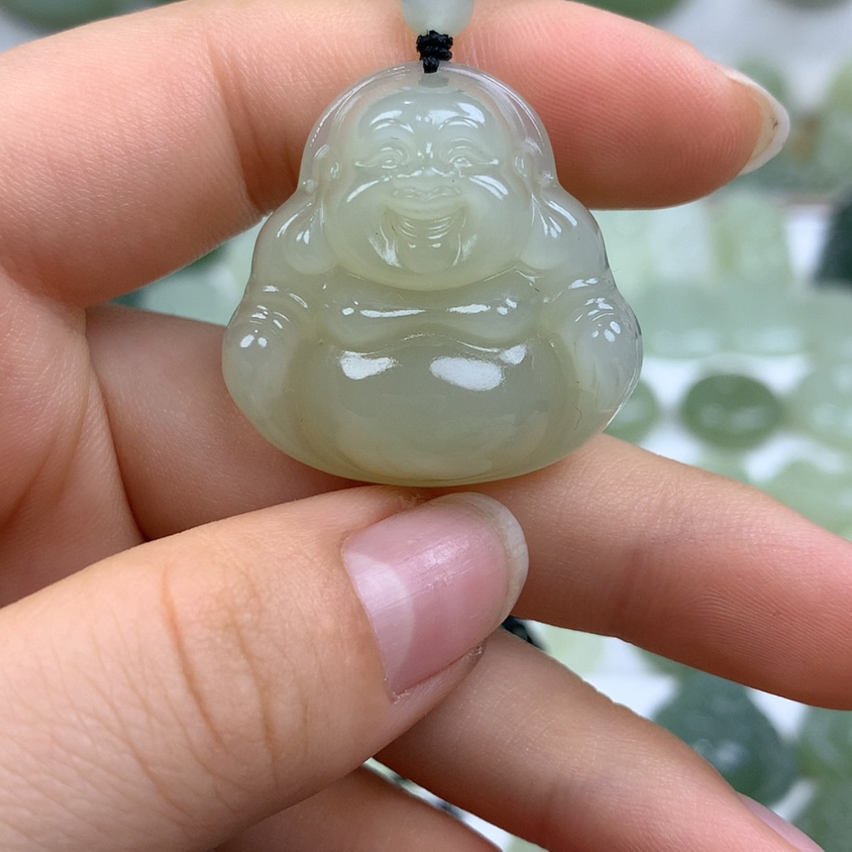 【闪购商品】颈饰未镶嵌和田玉碧**人