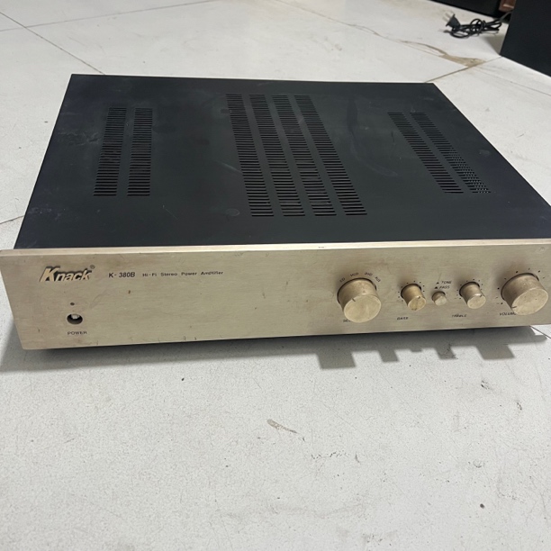 8新  二手 纯功放 通电不出声 需要维修 不包邮