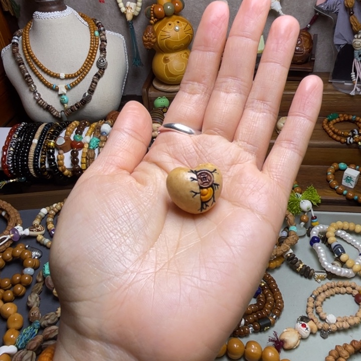 吊坠柏香籽/百香籽85.5