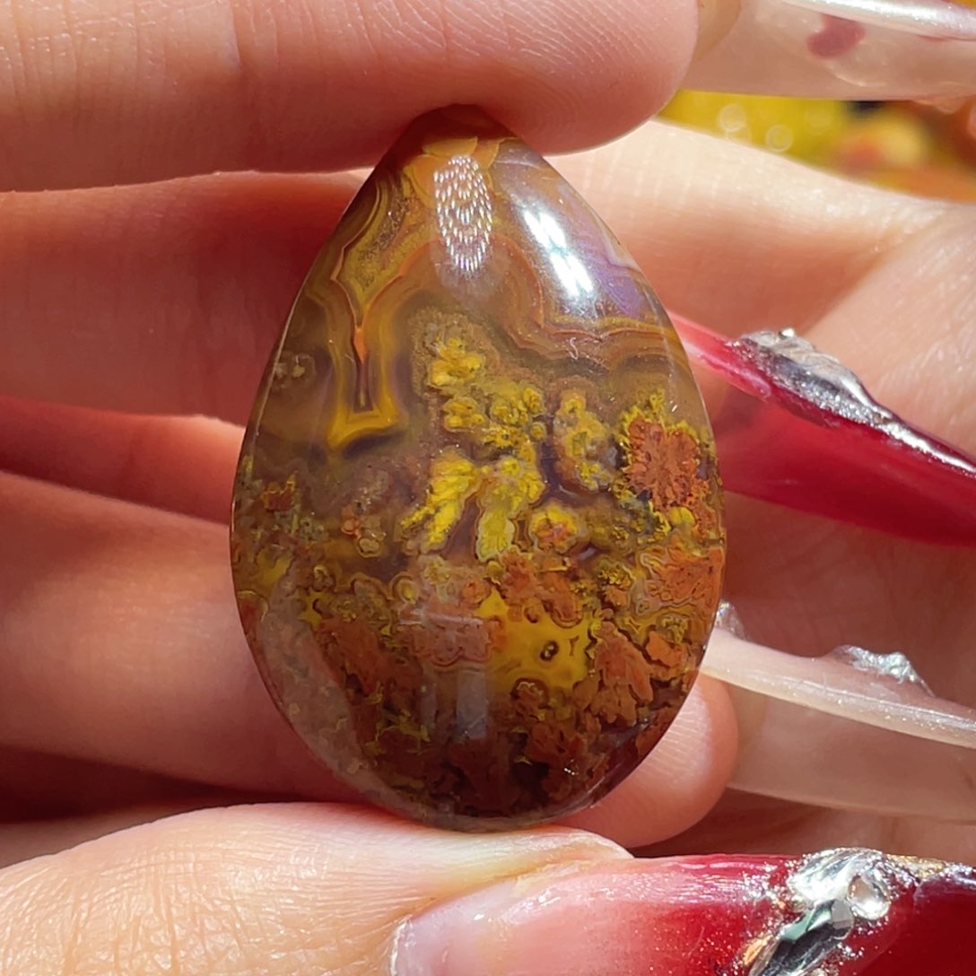 玛瑙/玉髓颈饰未镶嵌