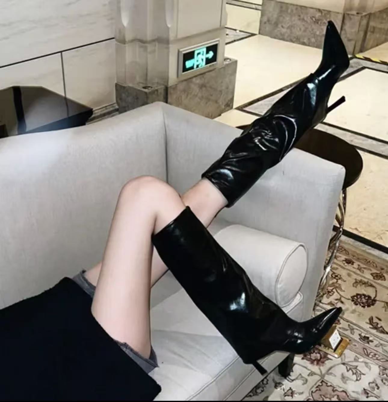 时尚炸街漆皮长筒裤管靴女秋冬新款尖头细跟显瘦过膝靴小众设计感