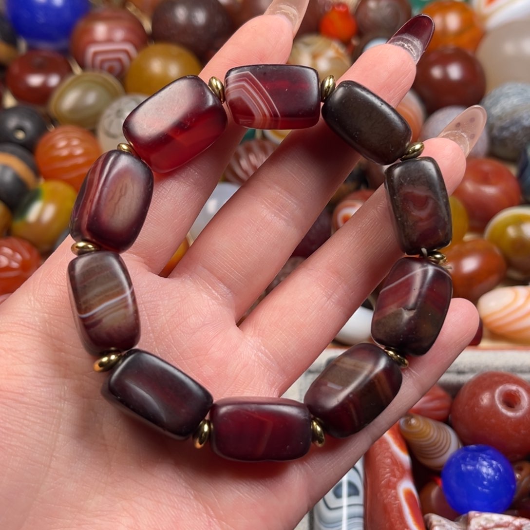 玛瑙/玉髓颈饰未镶嵌