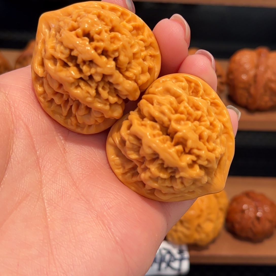 桃核把件状元冠41 精品679