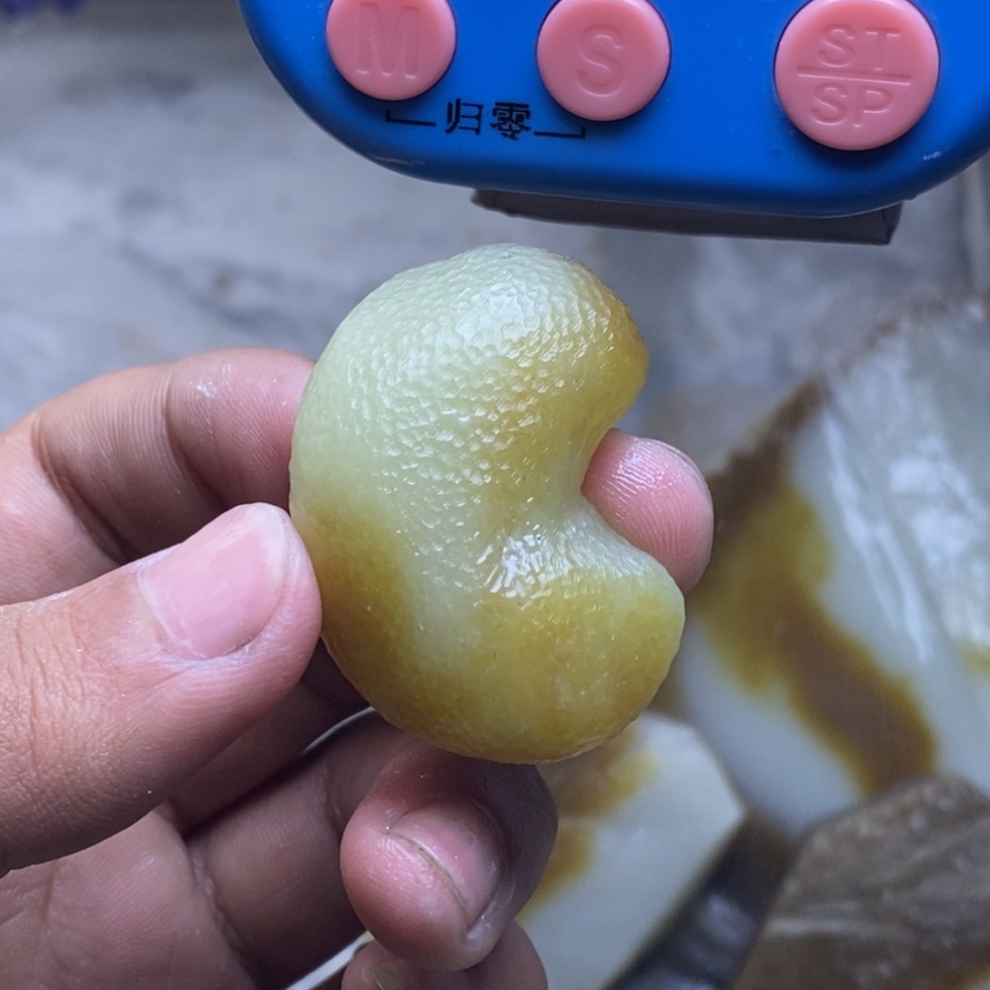 定制和田玉吊坠未镶嵌简**活