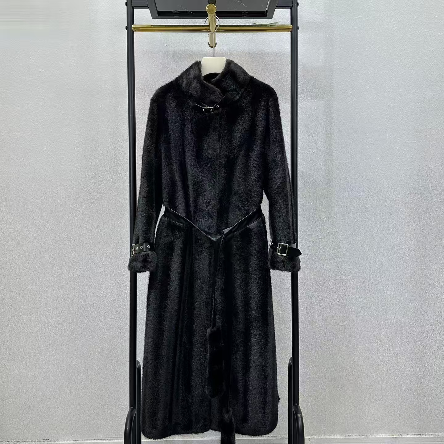 NAZIL冬季新款女装高档毛毛外套法式长袖长款外套 25325