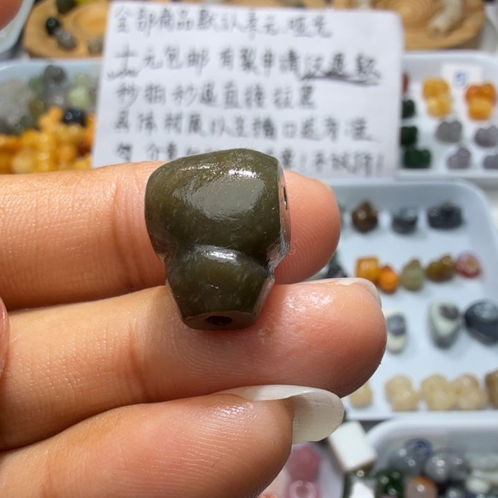 和田玉未镶嵌珠宝奇石