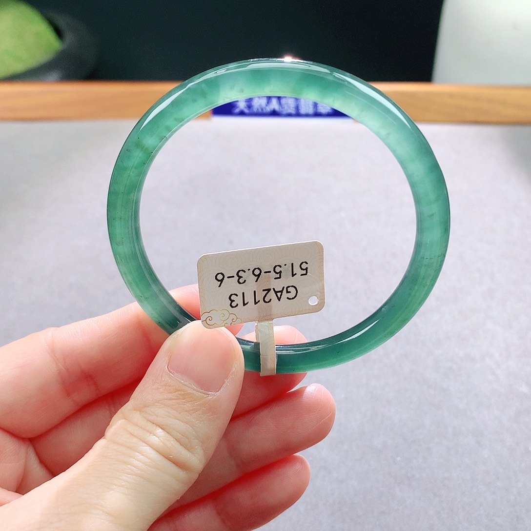未镶嵌手镯翡翠天然翡翠手镯a货