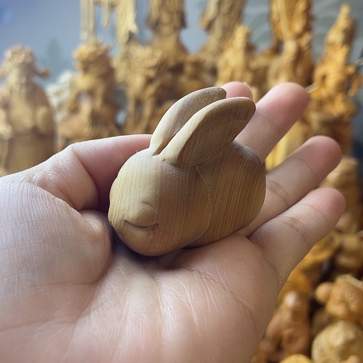 柏木（崖柏）小兔子