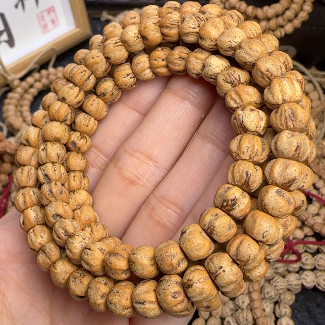 柏香籽/百香籽吊坠琪***班