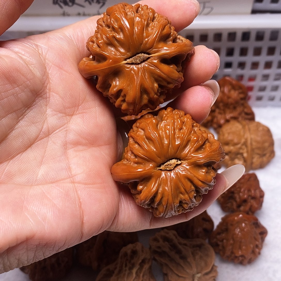 吊坠文玩核桃白狮子