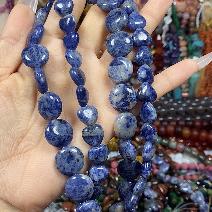 蝶***酥玛瑙/玉髓未镶嵌珠宝半成品