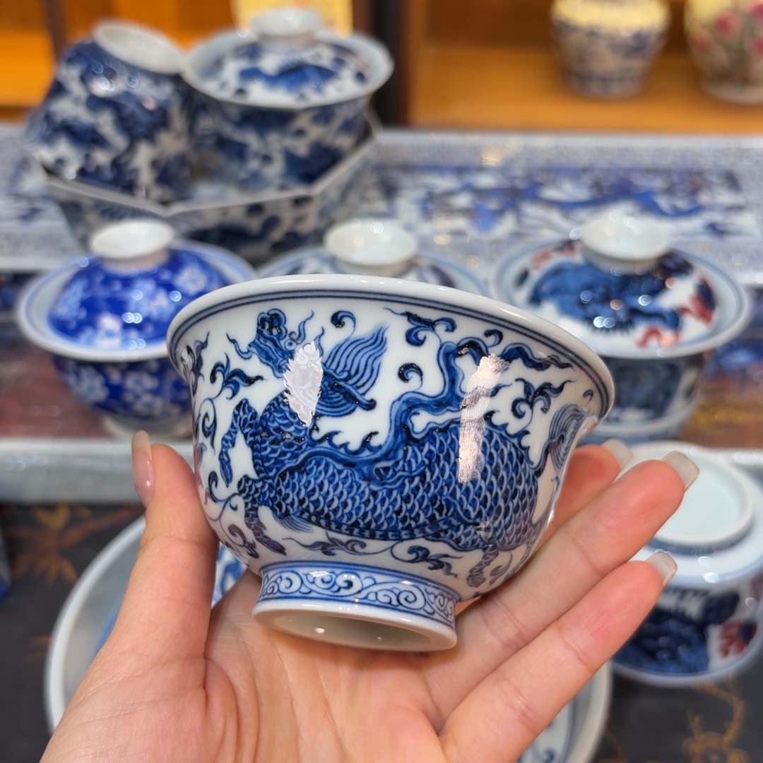 杯子…………………………………………