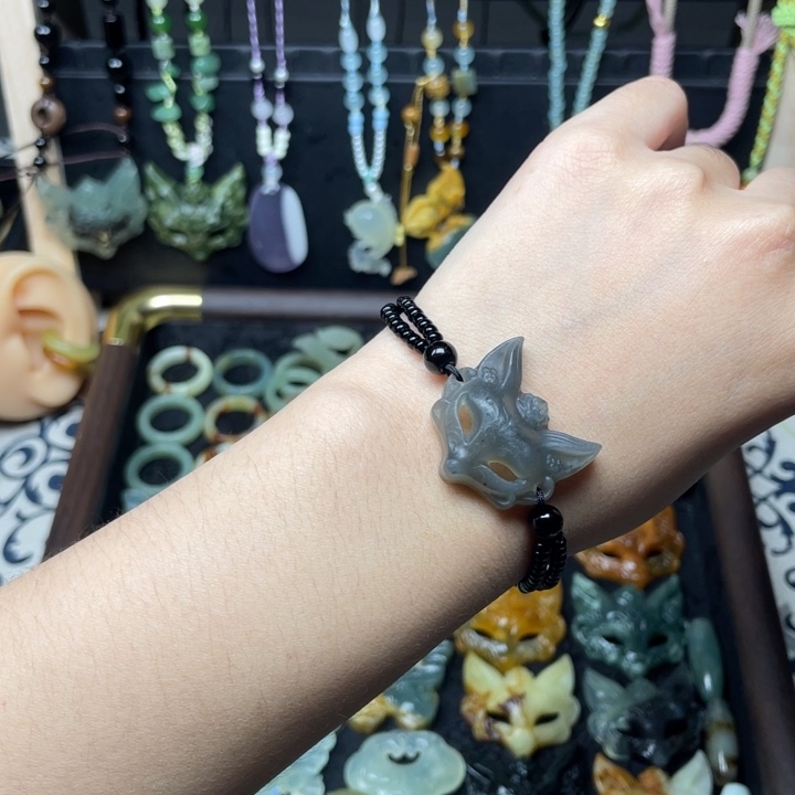 蛇纹石玉未镶嵌颈饰福利